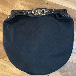 Gucci Hobo handbag, black good condition.